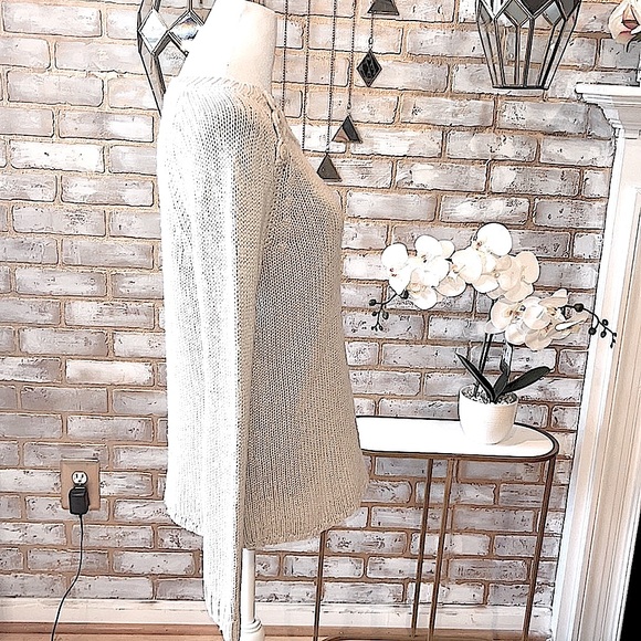 Moda International Oatmeal Cashmere Blend Wool Sweater, Women’s Size Small. - Picture 5 of 10